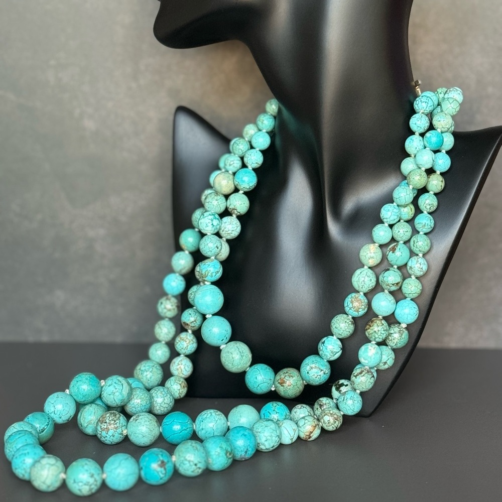 Turquoise Beaded Necklace